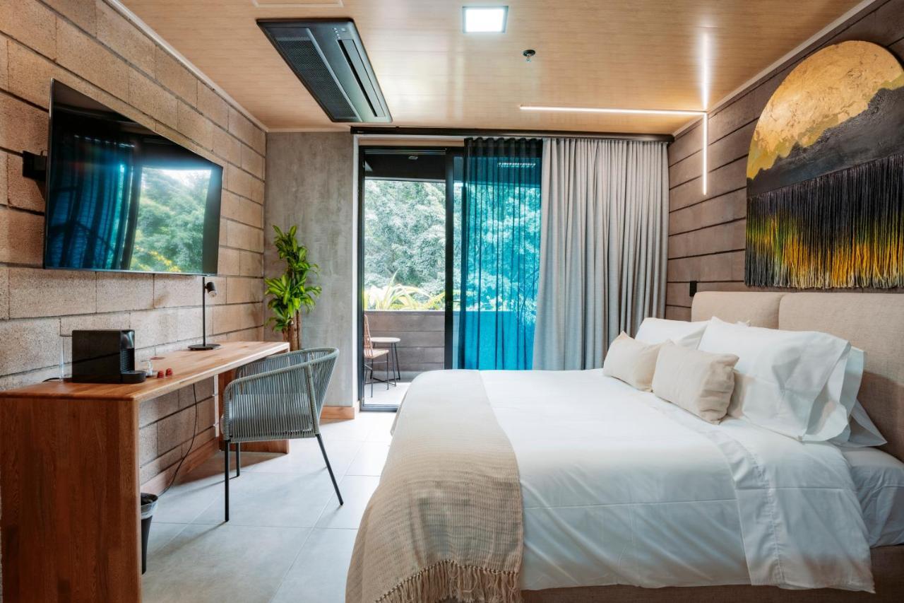 Hotel Living By Armoniko Medellín Eksteriør bilde